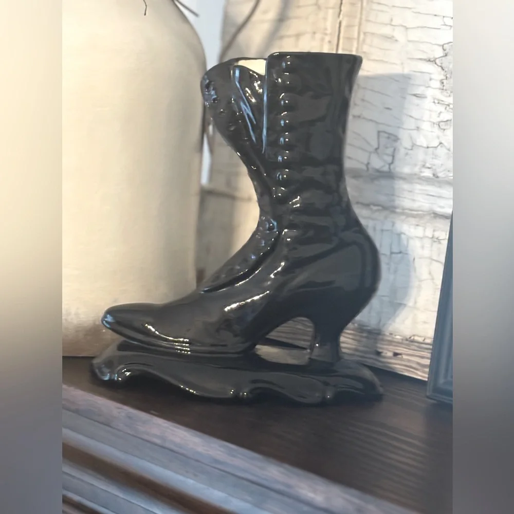 Vintage Atlantic Mold Boot Vase. Black 11”T Planter | Victorian | Gothic. EUC - Picture 6 of 10